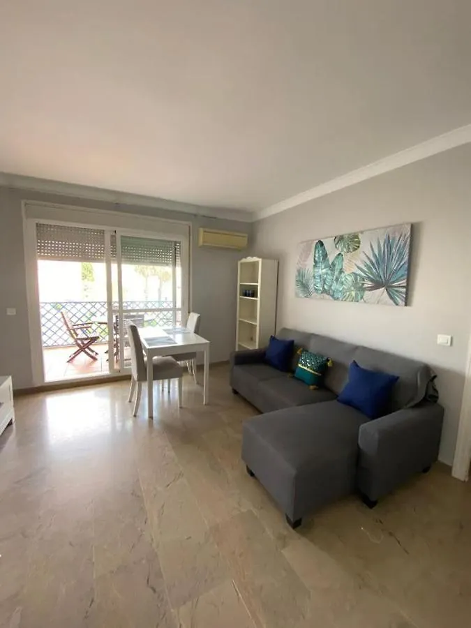 Apartamento Junto Al Puerto Deportivo De Estepona España